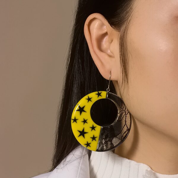 

Star Print Round Earrings, Yellow
