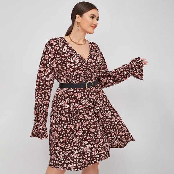 

Plus Allover Floral Surplice Front Dress Without Belt, Multicolor