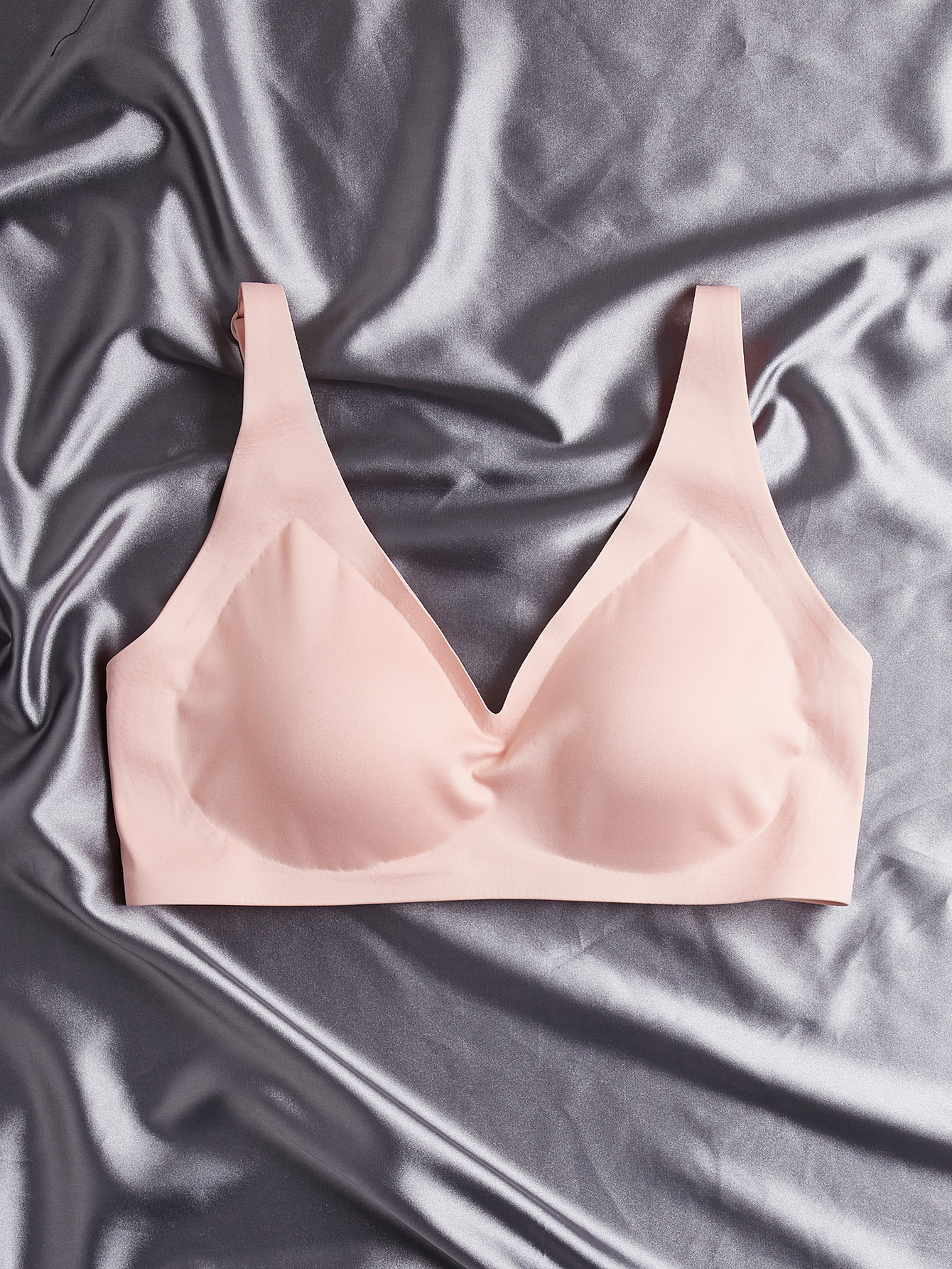 Seamless Wireless Bra thumbnail