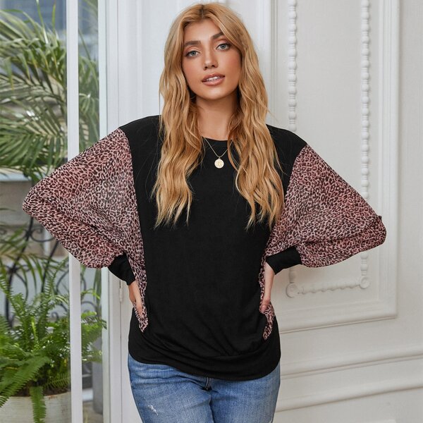 

Leopard Batwing Sleeve Sweatshirt, Black