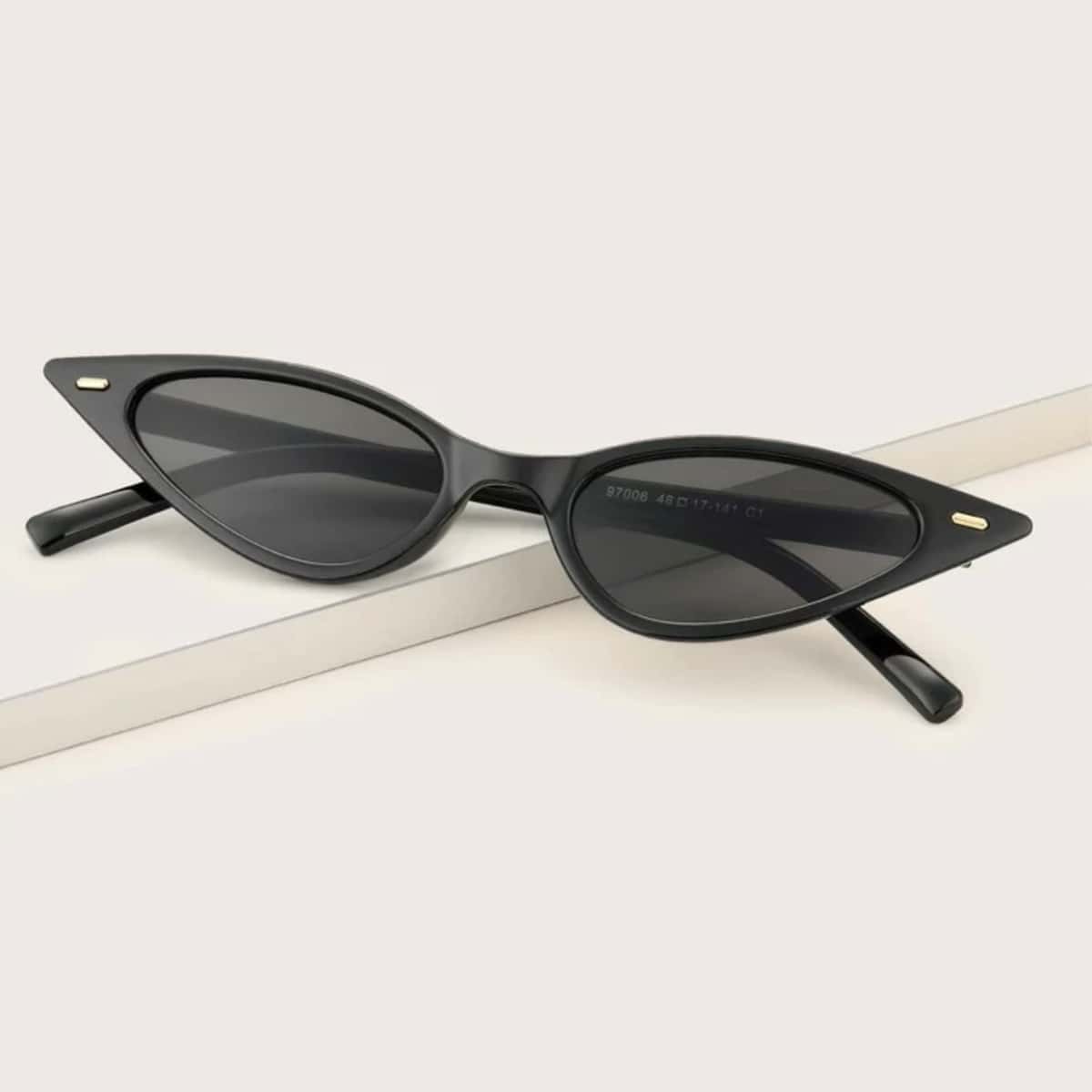 

Cat Eye Frame Sunglasses