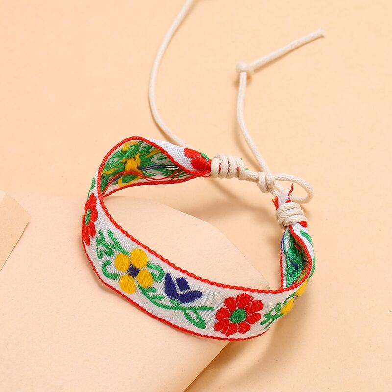

1pc Floral Embroidery Bracelet, Multicolor