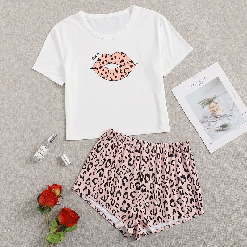 

Leopard & Lip Print Pajama Set, Multicolor
