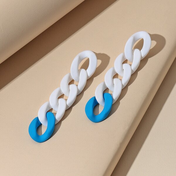 

Chain Design Drop Earrings, White