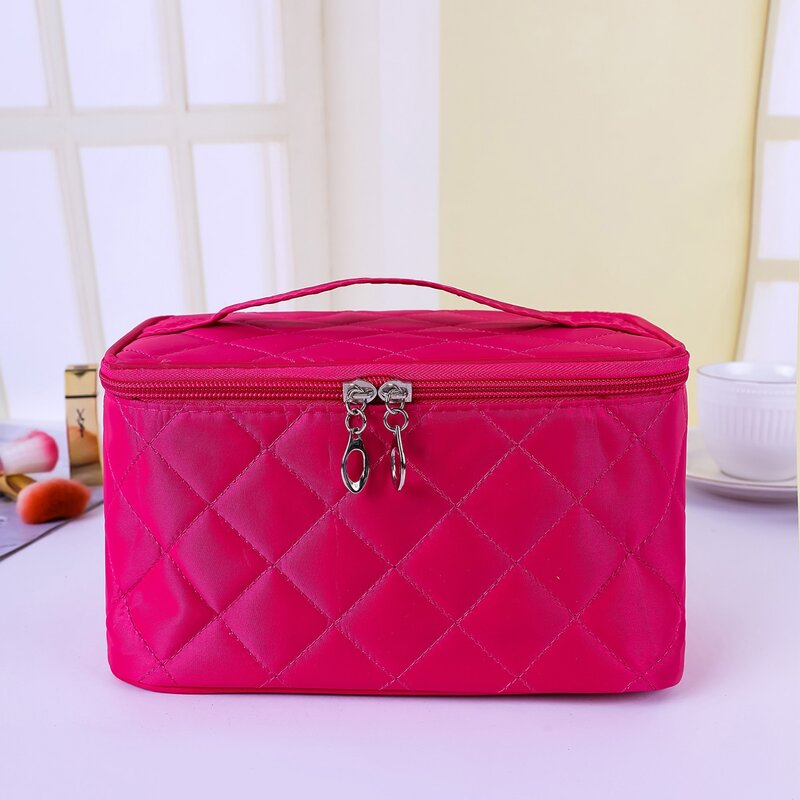 

Quilted Zipper Makeup Bag, Hot pink