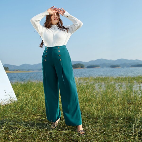 

Plus Double Button Front Solid Pants, Green