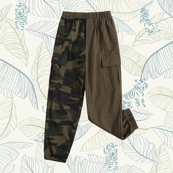 

Boys Flap Pocket Camo Colorblock Pants, Multicolor