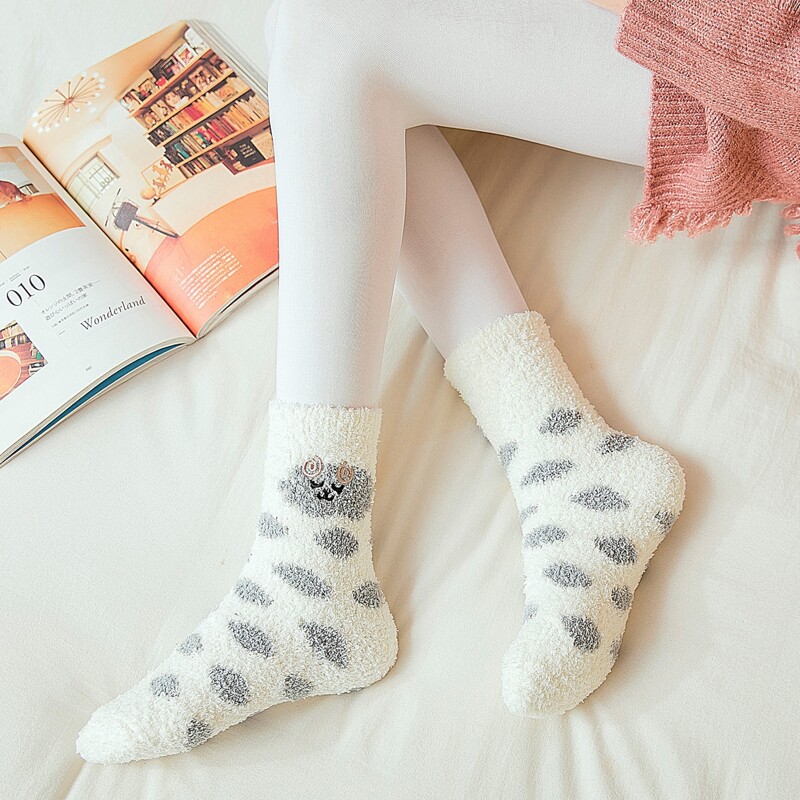 

Cartoon Cloud Fuzzy Socks, White