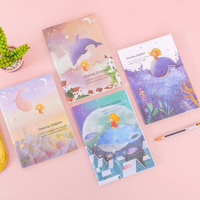 

1pc Cartoon Graphic Random Notebook, Multicolor