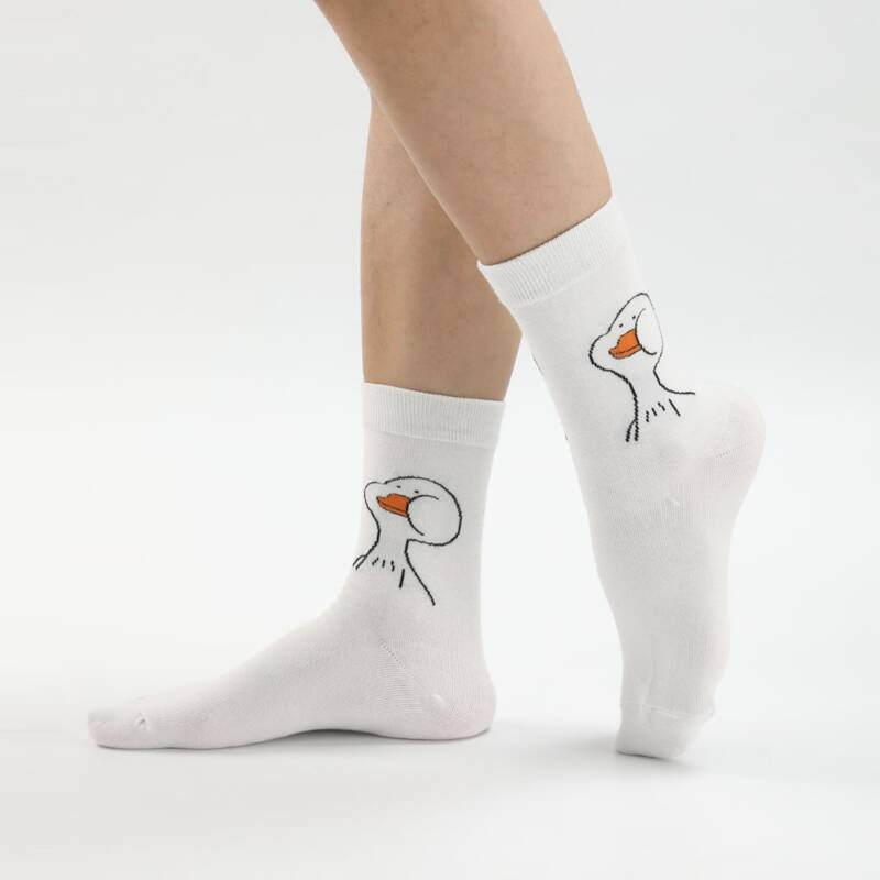 

1pair Cartoon Duck Crew Socks, White