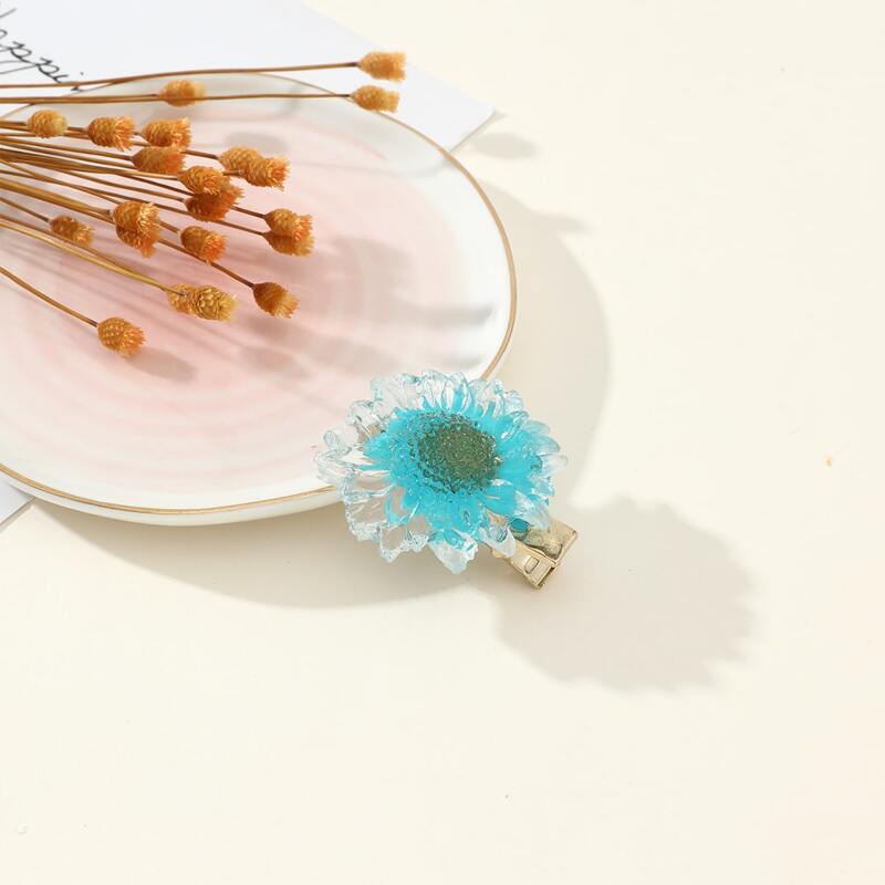 

Sunflower Hair Clip, Blue