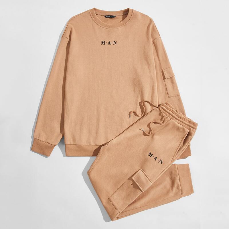 

Guys Letter Graphic Flap Pocket Side Pullover and Joggers Set, Camel