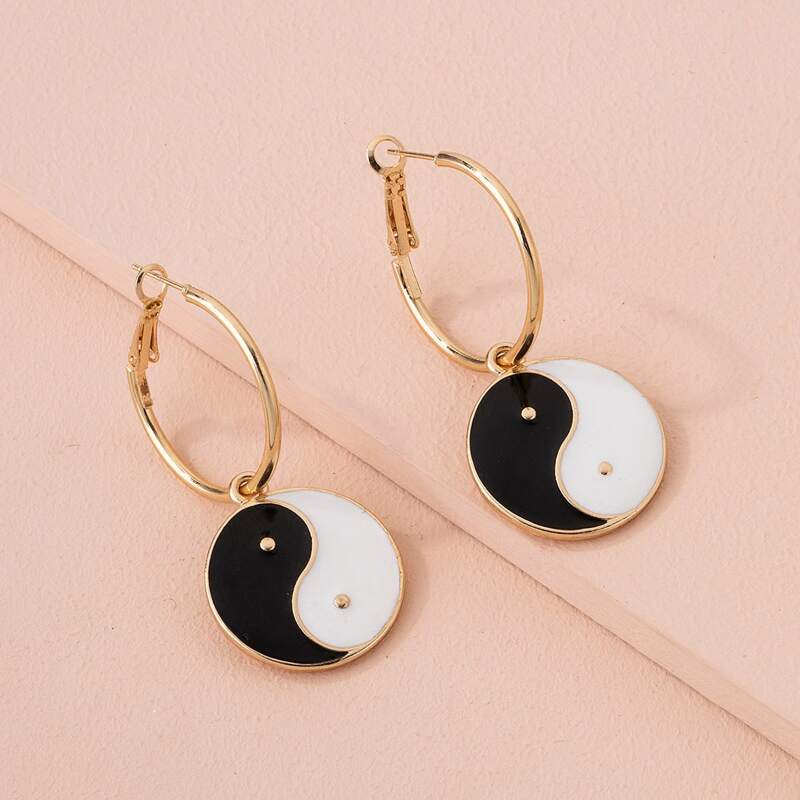 

Yin & Yang Decor Drop Earrings, Black and white