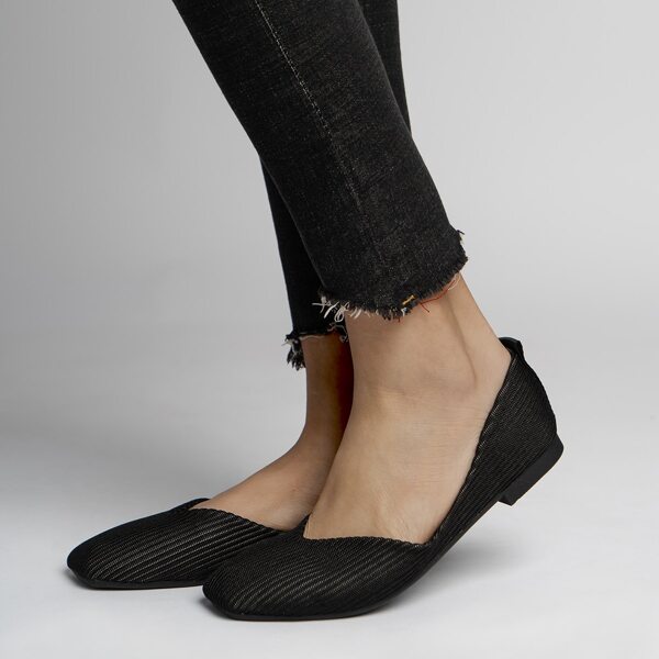 

Square Toe Knit Flats, Black