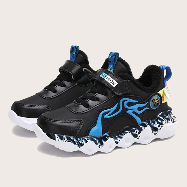 

Boys Flame Graphic Plush Inside Sneakers, Black