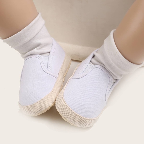 

Baby Boy Minimalist Slip On Flats, White
