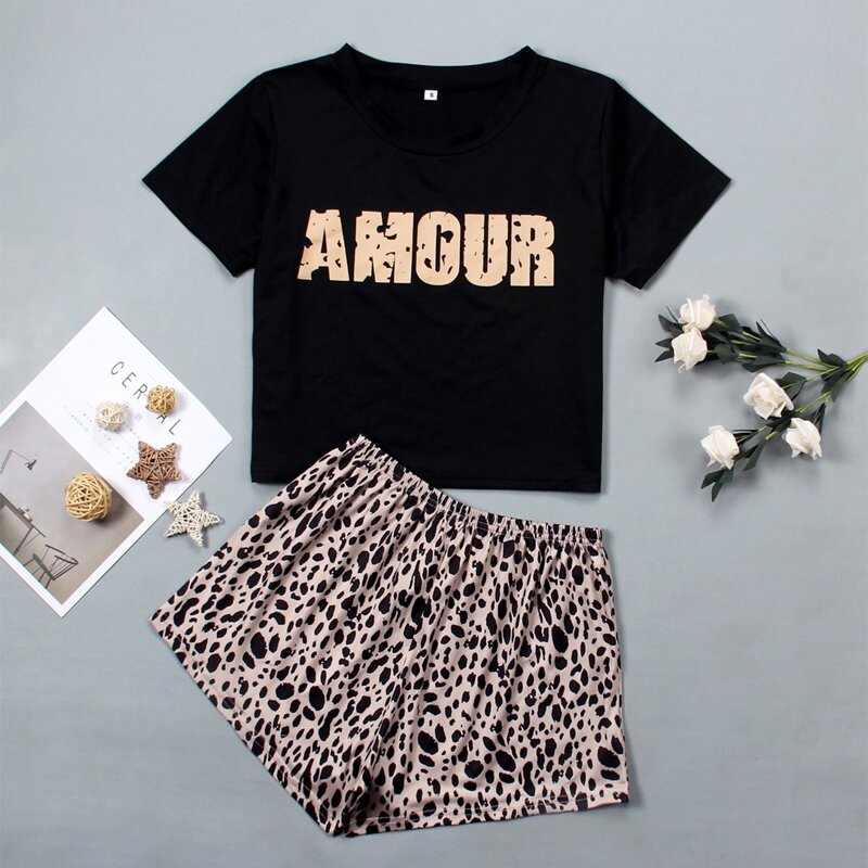 

Letter Graphic Pajama Set, Multicolor