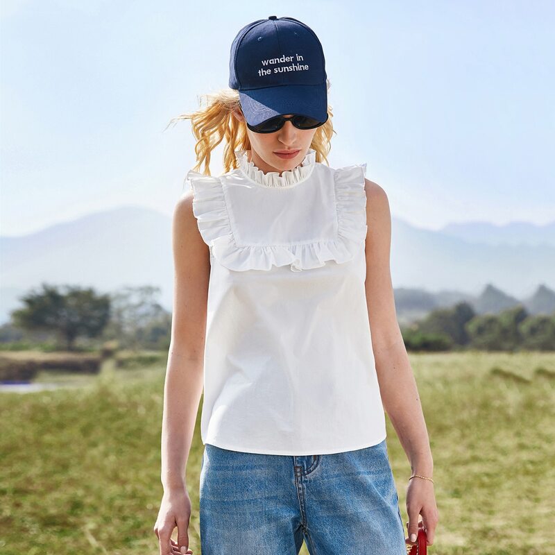 

Frilled Neckline Sleeveless Top, White