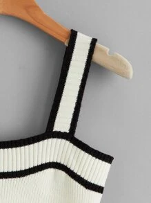 Breezaya 條紋短版針織上衣 - 白色 - 查看 3