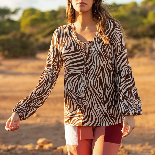 

Lace Up Front Lantern Sleeve Zebra Striped Top, Multicolor