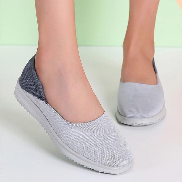 

Low Top Slip On Sneakers, Grey