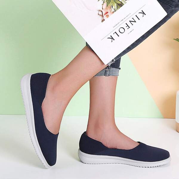 

Low Top Slip On Sneakers, Blue