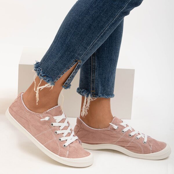 

Lace-up Front Skate Shoes, Dusty pink