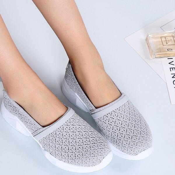 

Low Top Knit Sneakers, Grey