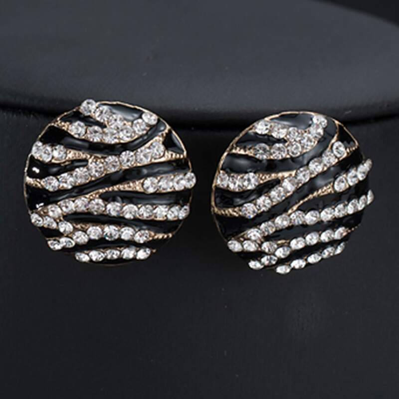 

Rhinestone Strip Round Stud Earrings, Black