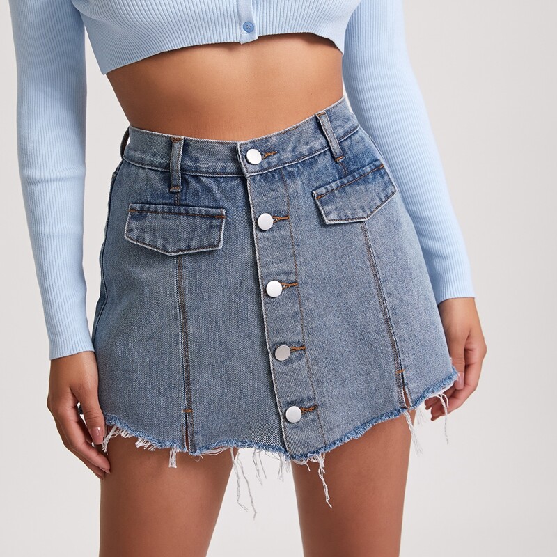 

Button Fly Flap Detail Raw Hem Denim Skort, Light wash
