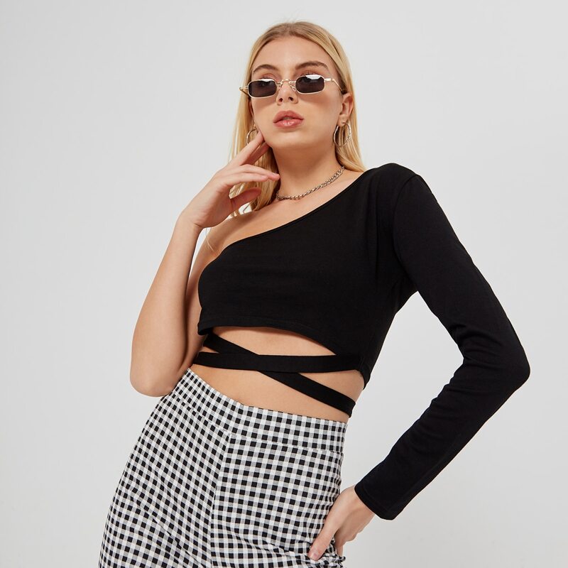 

Criss Cross One Shoulder Crop Top, Black