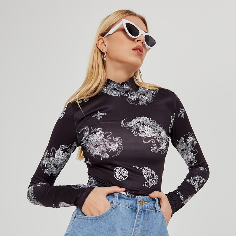 

Chinese Dragon Print Crop Tee, Black