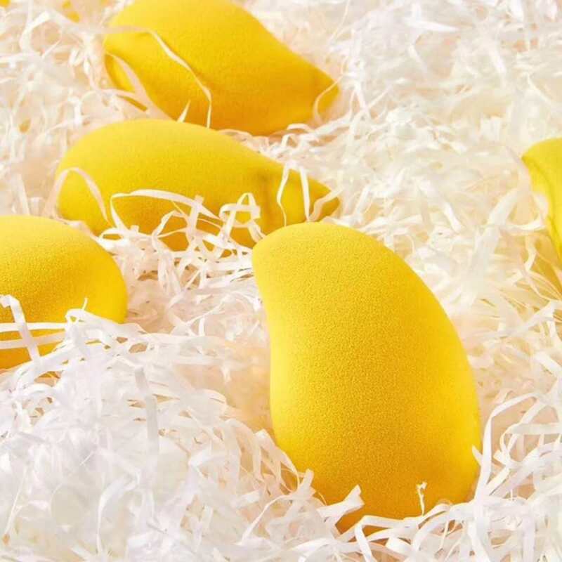 

1pc Mango Shaped Makeup Sponge, Yellow
