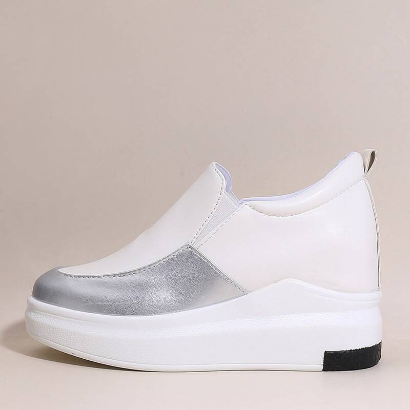 

Low Top Metallic Slip On Sneakers, White
