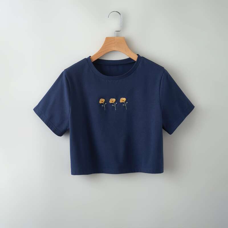 

Plants Embroidery Crop Tee, Navy blue