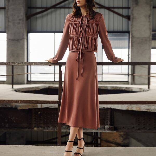 

Tie Front Ruched Detail Top & Skirt Set, Rust brown