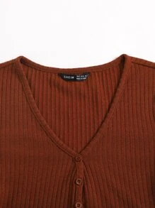 SHEIN EZwear v領紐扣開襟短版T恤 - 鏽棕色 - 查看 5