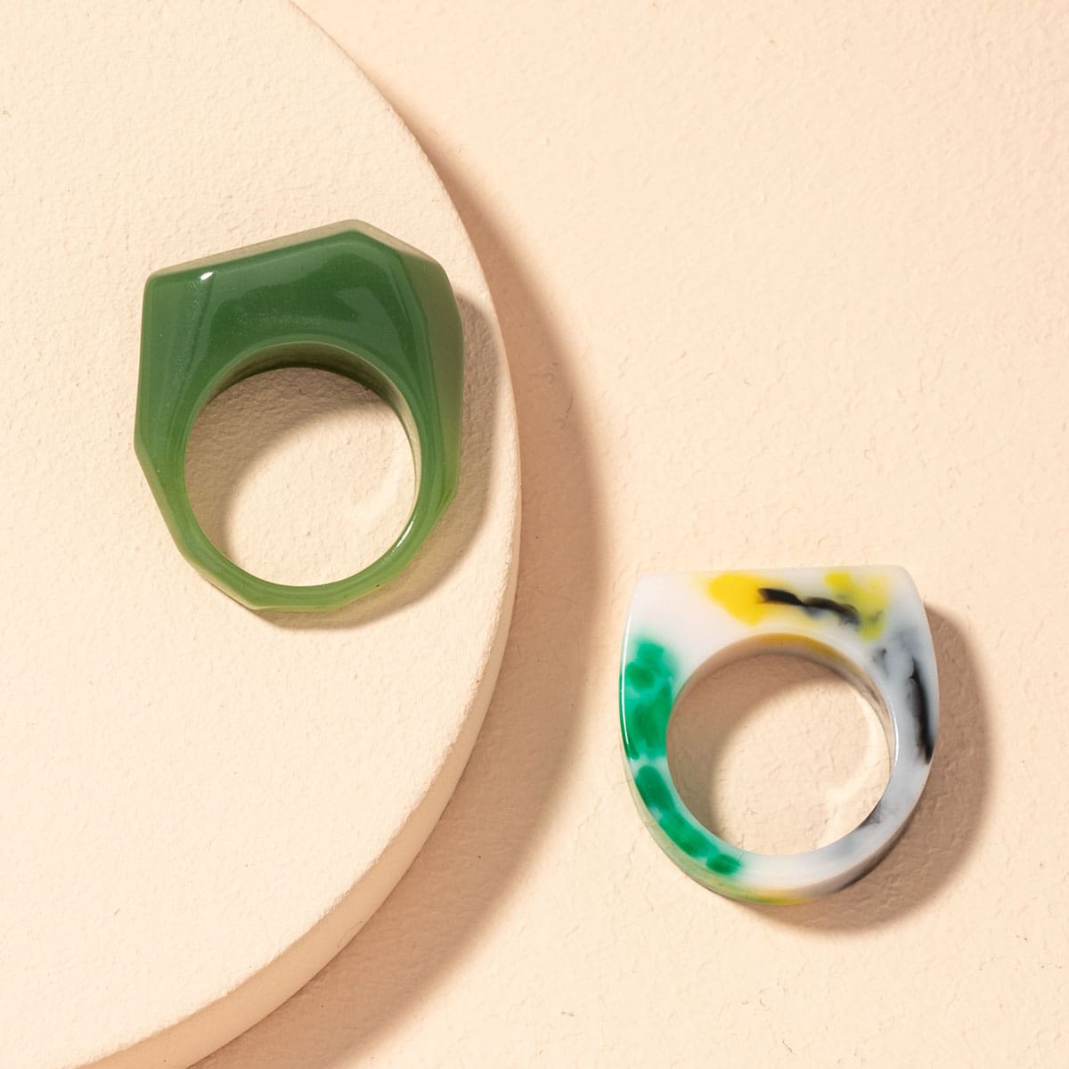 

2pcs Resin Ring, Multicolor
