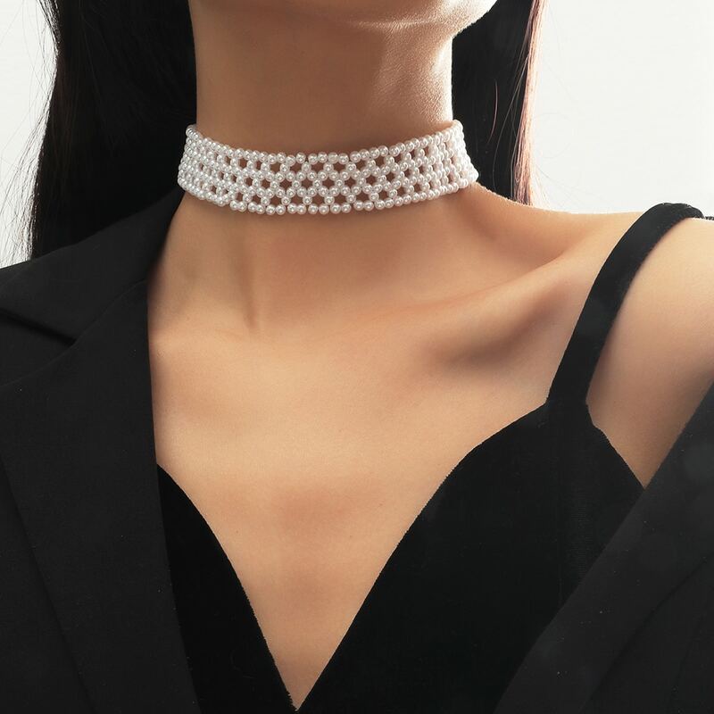 

Faux Pearl Beaded Choker, White