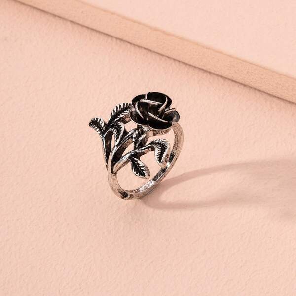 

Flower Design Ring, Antique silver