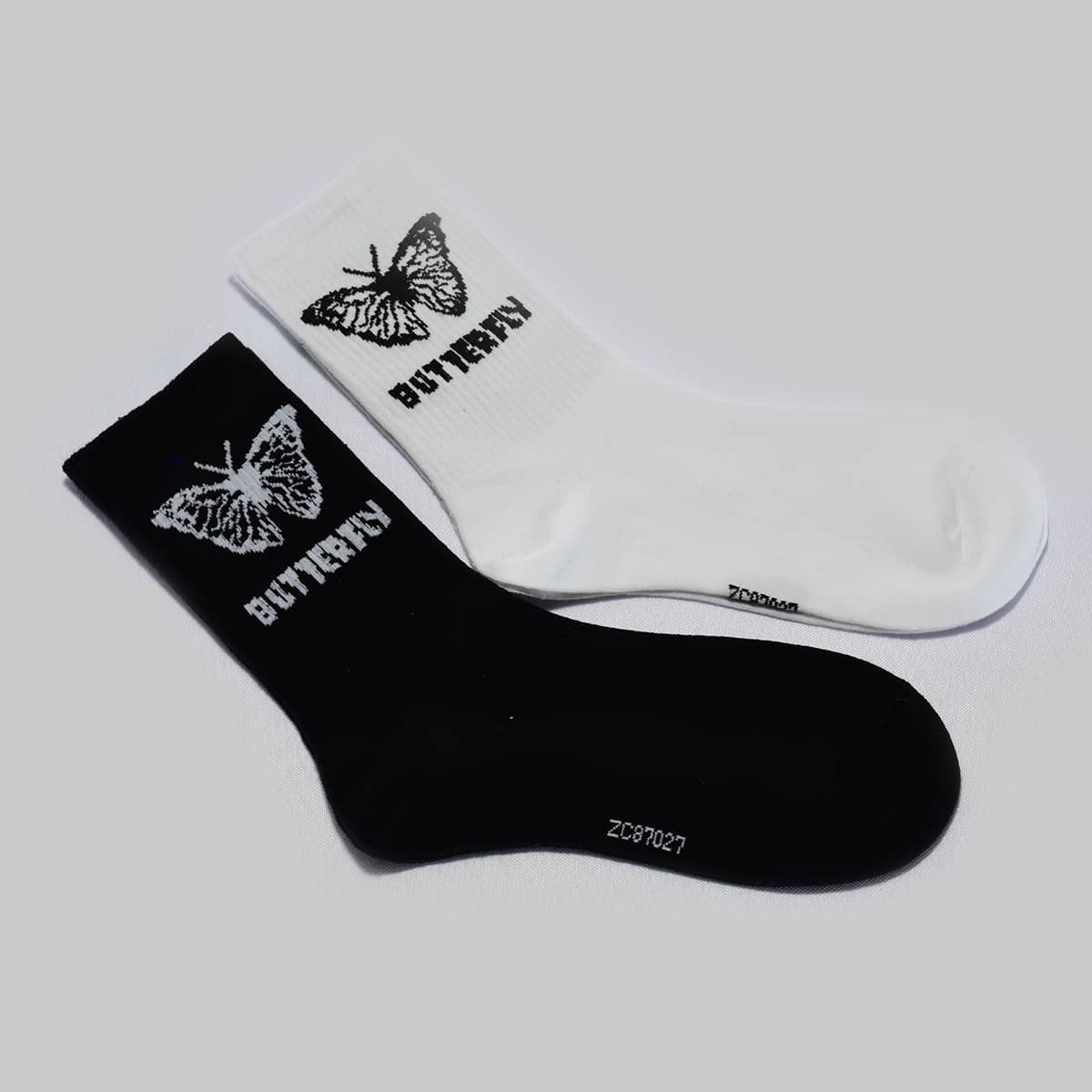 

Guys 2pairs Butterfly Crew Socks, Black and white