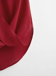 SHEIN Privé Top con tirantes cruzados y dobladillo curvo - Burdeos - Ver 4