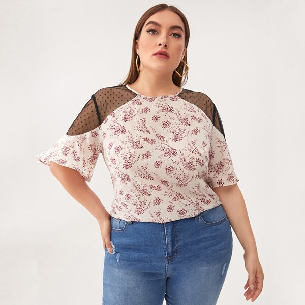 

Plus Dobby Mesh Insert Bell Sleeve Floral Top, Multicolor