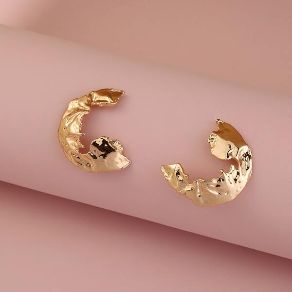 

Irregular Metal Earrings, Gold