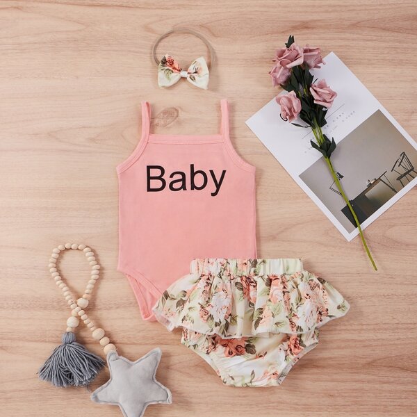 

Baby Girl Letter Print Bodysuit With Floral Shorts & Headband, Multicolor