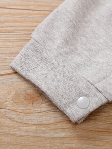 Yierying Bebé niño Jumpsuit con lazo delantero de rayas de color combinado - Multicolor - Ver 3