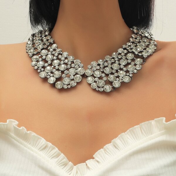 

Rhinestone Decor Necklace, Silver