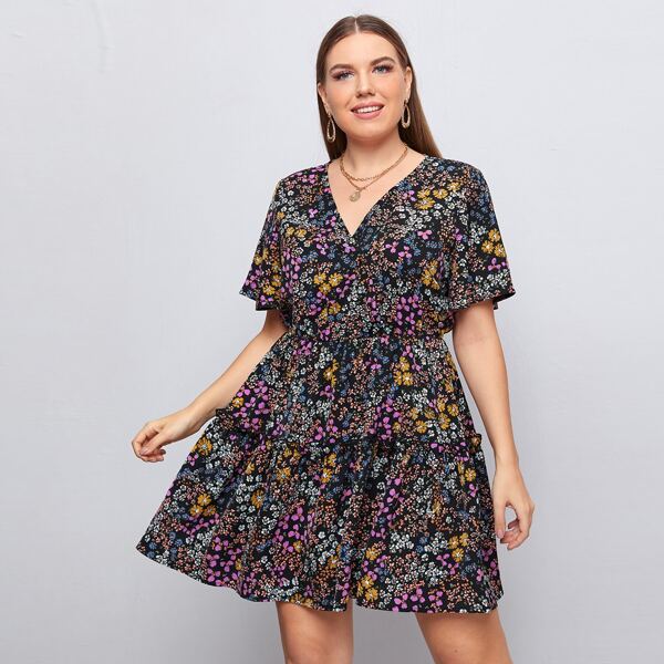 

Plus Allover Floral Print Frill Trim Dress, Black