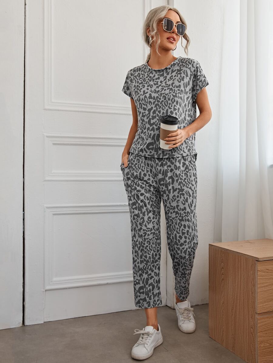 SHEIN Unity All Over Print Batwing Sleeve Tee With Pants - Grey - View 1