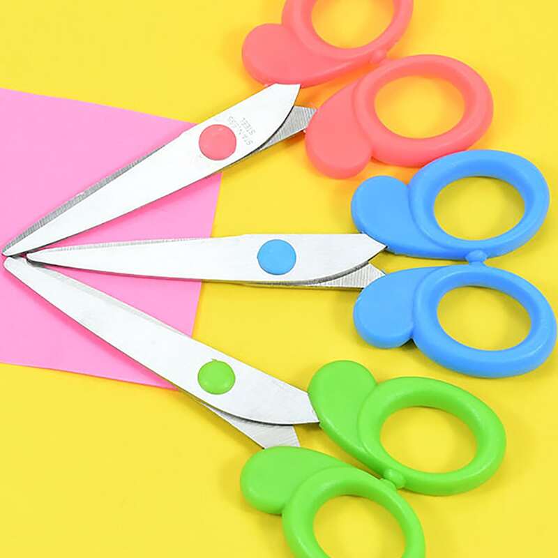 

1pc Random Safety Scissors, Multicolor